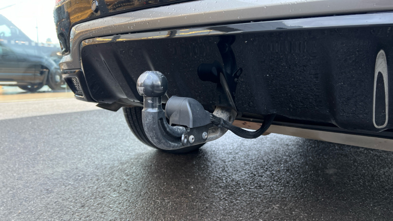 Land Rover Discovery Sport 1.5 P300e R-Dynamic HSE 5dr Auto [5 Seat] Station Wagon